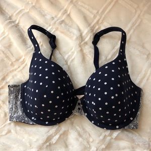 Cacique Lightly Lined T-Shirt Bra 40D